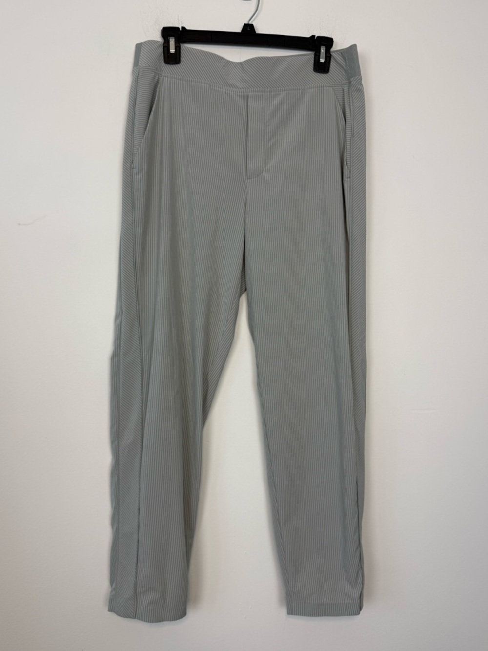 Athleta Light Gray Brooklyn Ankle Pants. Size 12. Pull On. Pinstripe.